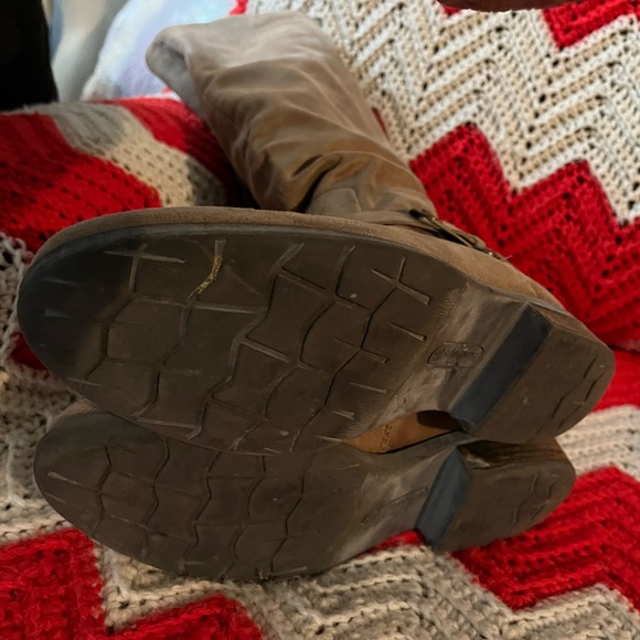 Ladies Beartraps Knee Boots,Size 9, a deep tan, Pre-loved in excellent condition - Picture 5 of 5